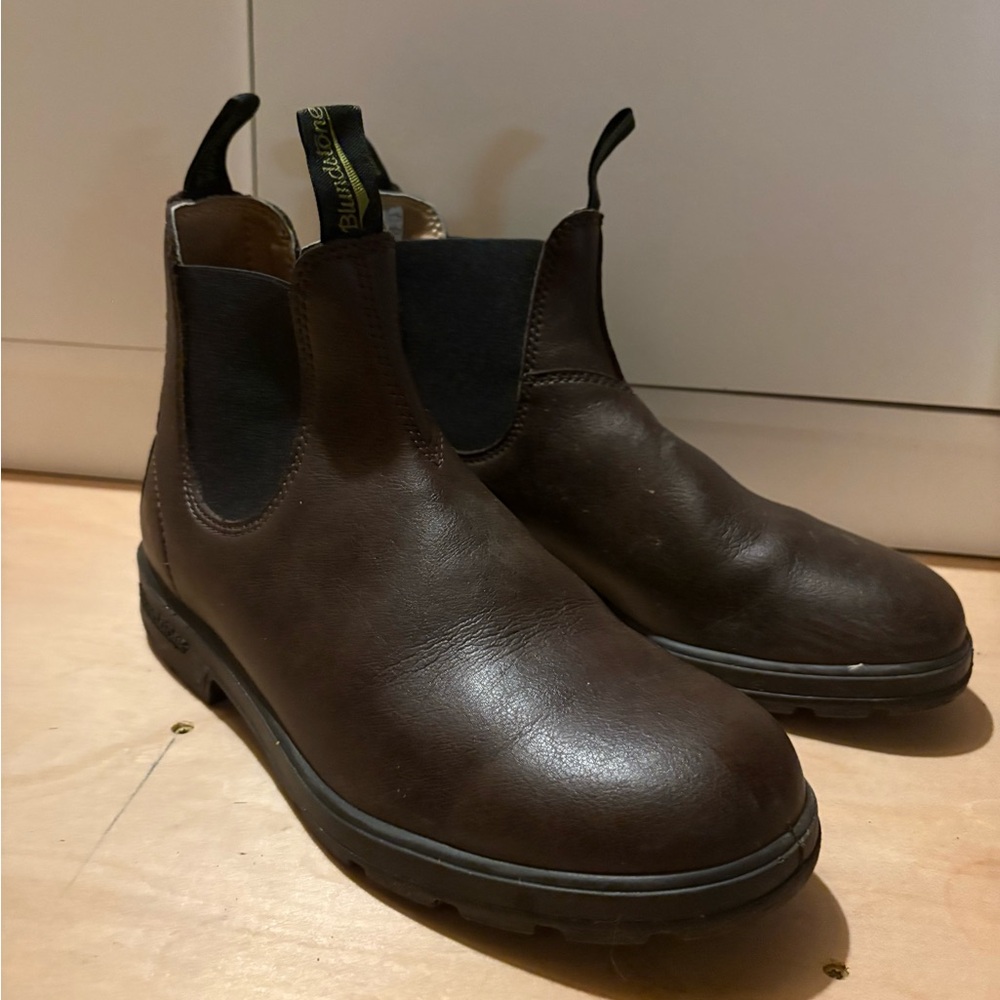 Blundstone Brown Leather Boots size AUS 9 US 10 almost new
